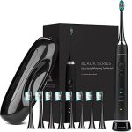 AquaSonic Black Series Cepillo de dientes ultra blanqueador - 8 cabezales de cepillo DuPont y estuche de viaje incluidos - Motor ultrasónico de 40.000 VPM y carga inalámbrica - 4 modos con temporizador inteligente - Cepillo de dientes eléctrico moderno